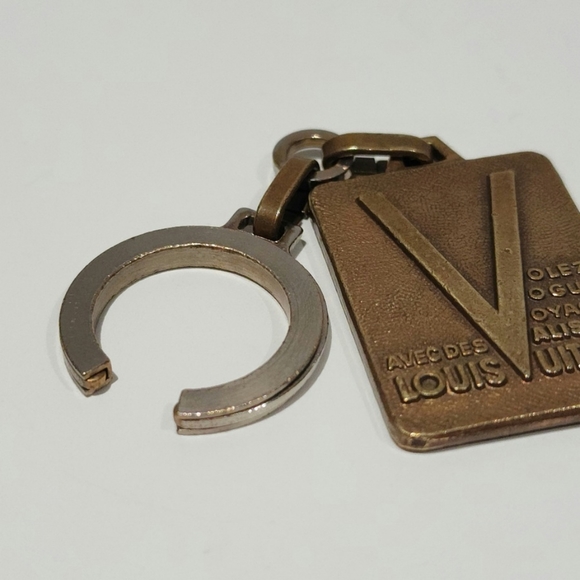 Rare Vintage x Louis Vuitton Malletier Depuis 1854 Gold Brass Key Ring - Picture 5 of 5